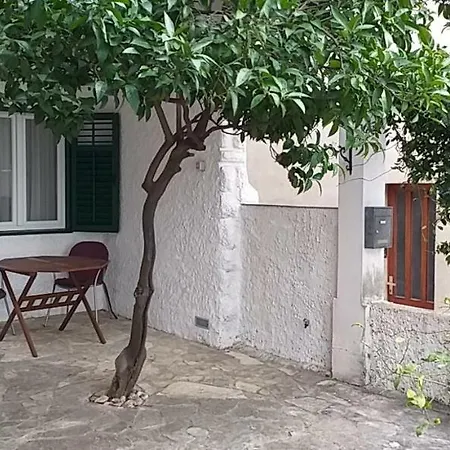 Harbour-Side Apartment With Beautiful Terrace Podgora Exterior photo